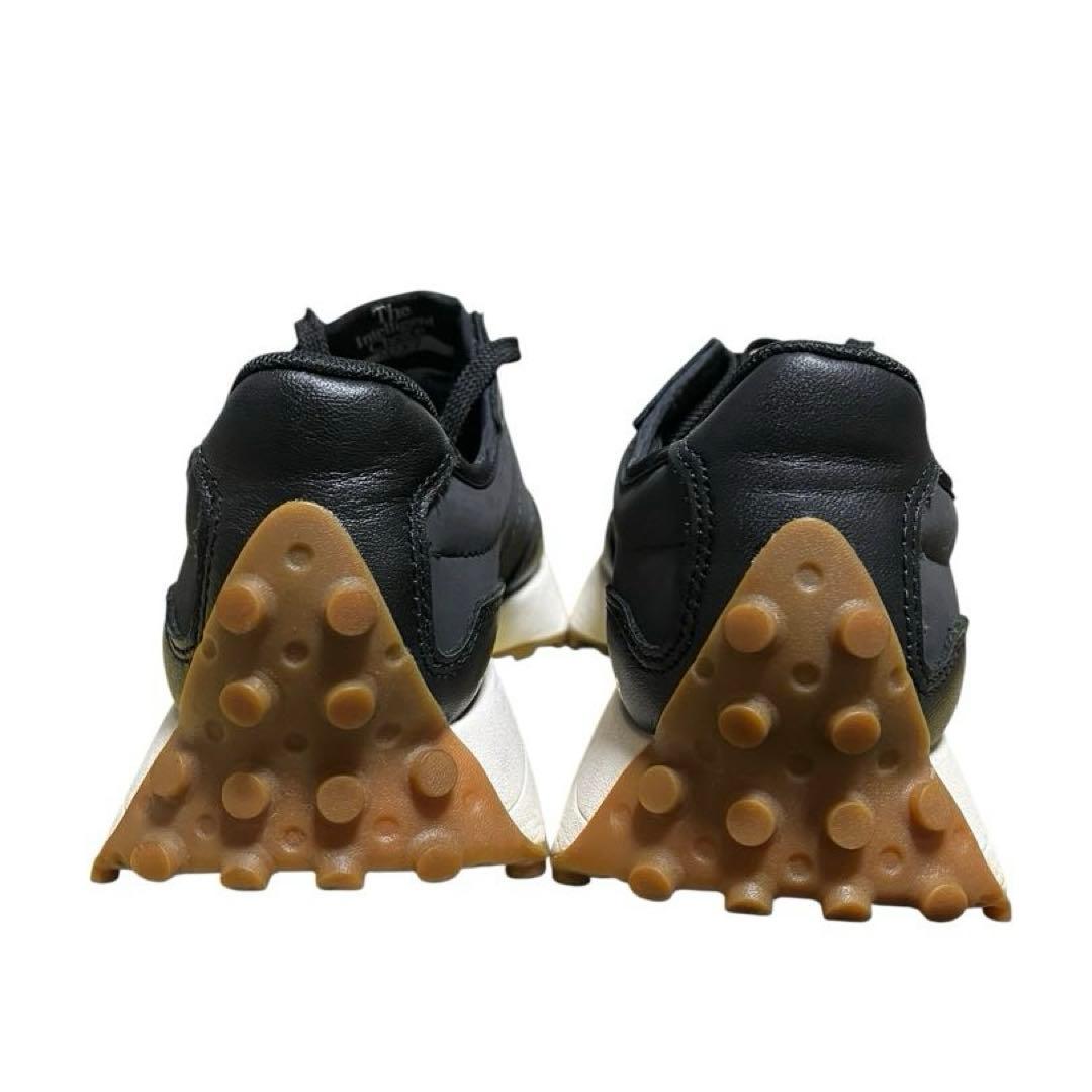 ニューバランス 327 WS327LB ブラック　24.0