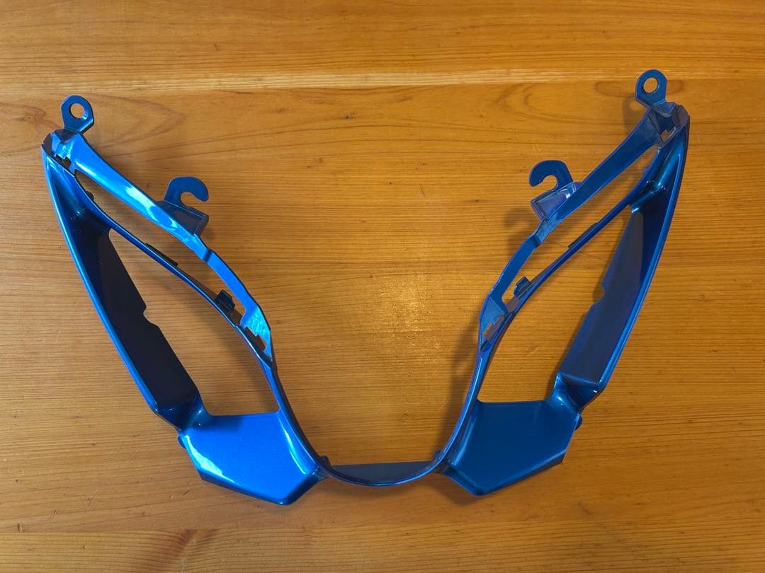 スズキgsxr1000r 2022年式　ブルー　フロントカウル　3点セット