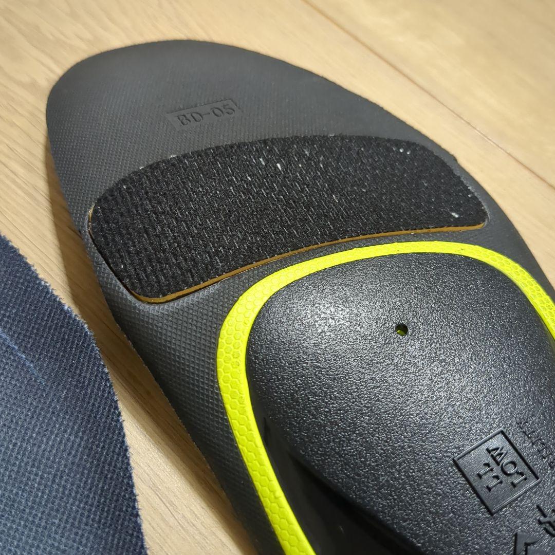 ASICS　バレーボールシューズ