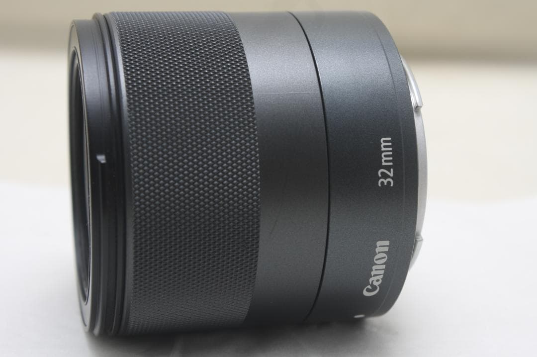 キヤノン EF-M 32mm F1.4 STM