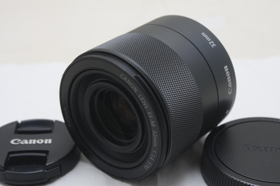 キヤノン EF-M 32mm F1.4 STM