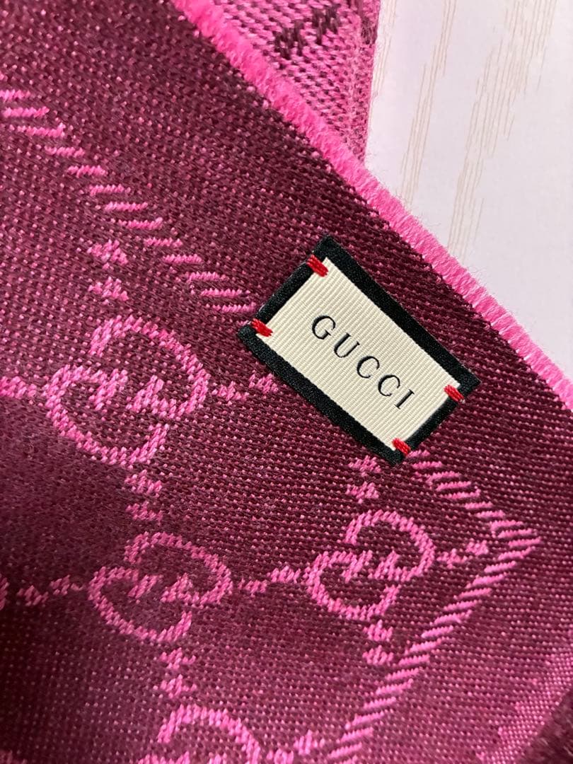 GUCCI GG柄ストール