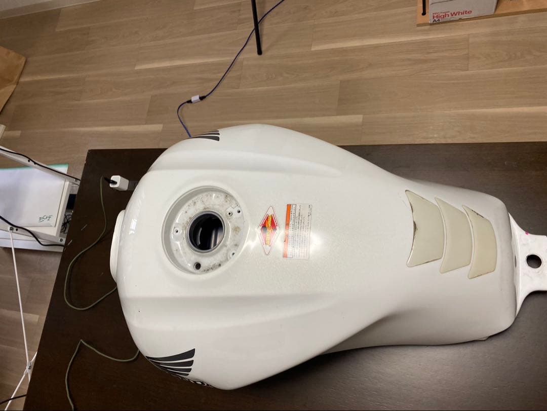 タ*シ様 HONDA ホワイトタンク バイクパーツ　CB400