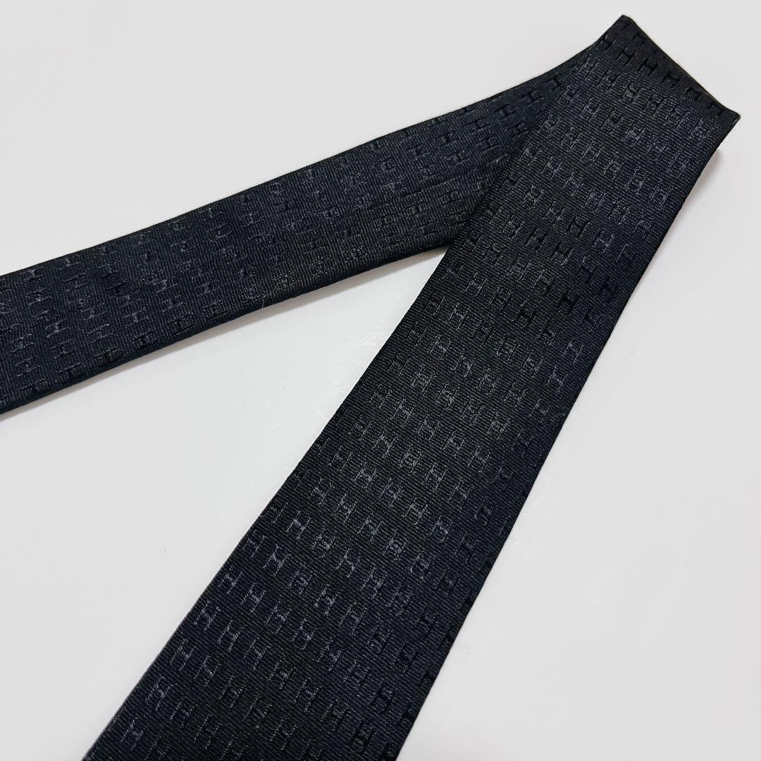 美品 エルメス ネクタイ ハイブランド H柄 ファソネ 光沢 ジャガード織り 黒