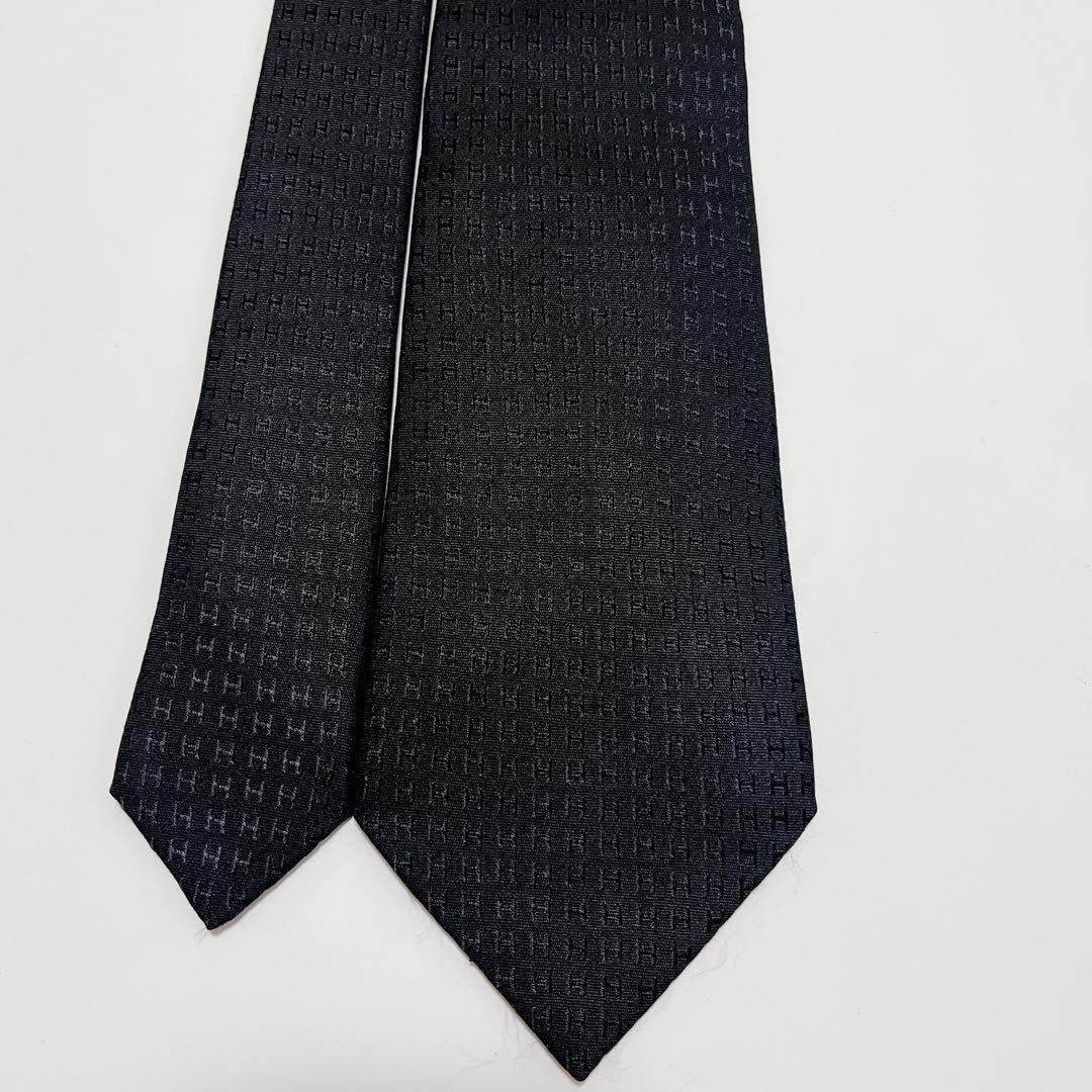 美品 エルメス ネクタイ ハイブランド H柄 ファソネ 光沢 ジャガード織り 黒