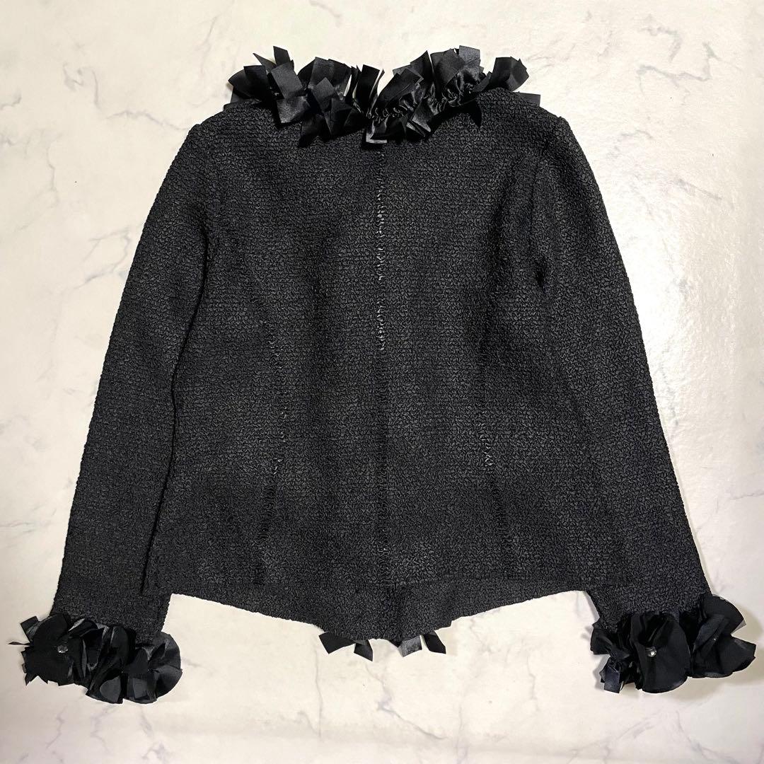 極美品♪ノコオーノノーカラージャケット ブラック スナップボタン フリル 42