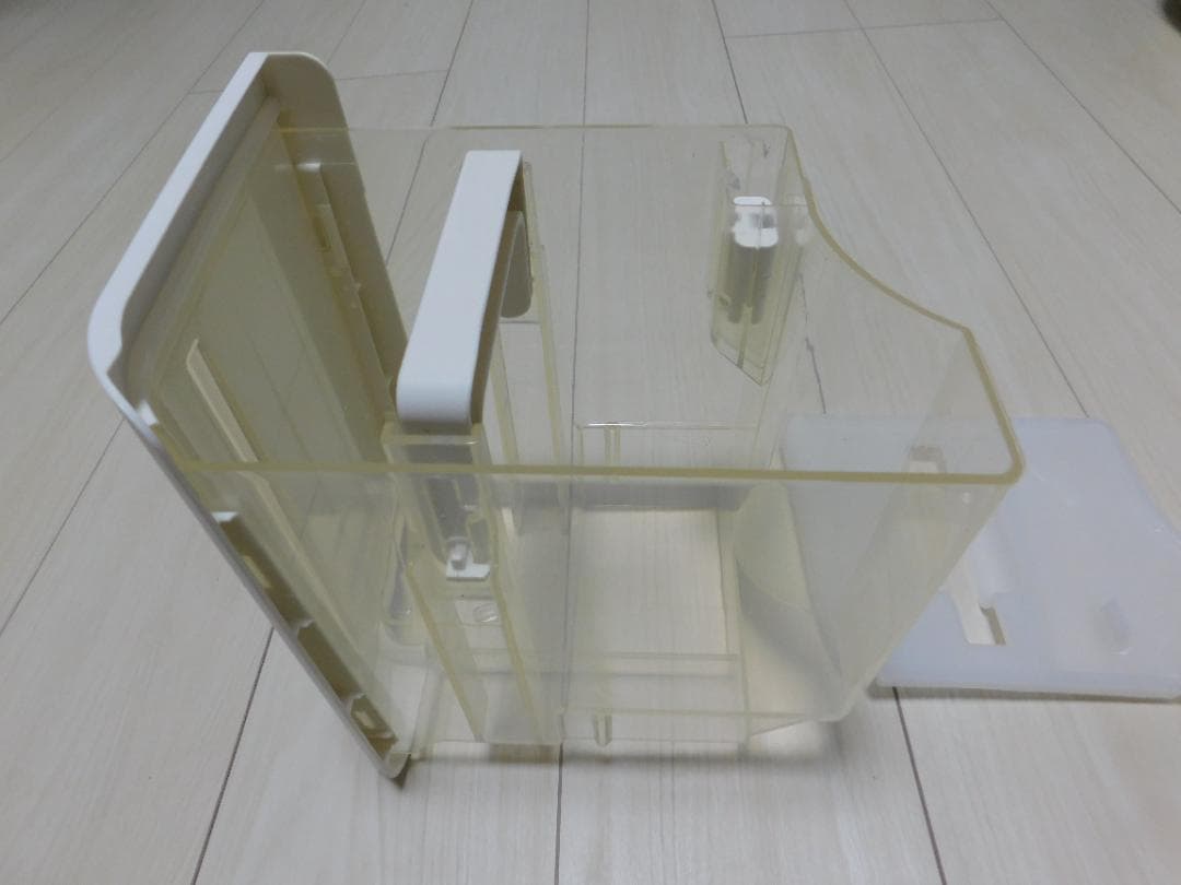 SHARP除湿機　 CV-J120W　2019年製