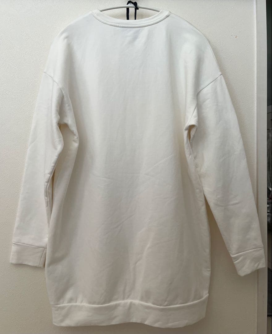 モンクレール　トレーナー　14A レディースM〜Lくらい　スエット