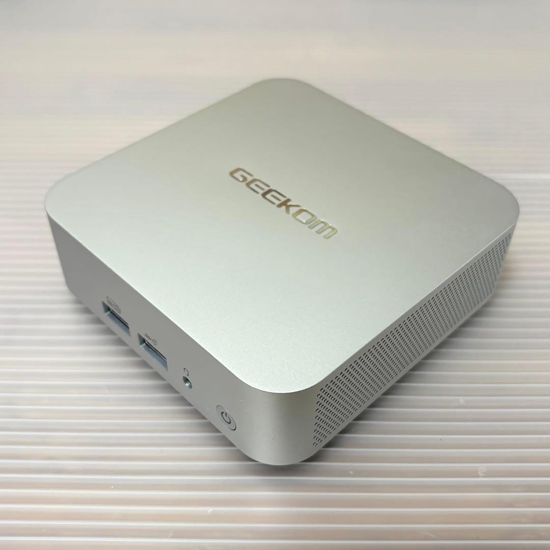 中*健様 【大容量高性能2TBSSD+32GBRAM】GEEKOM A7【美品・