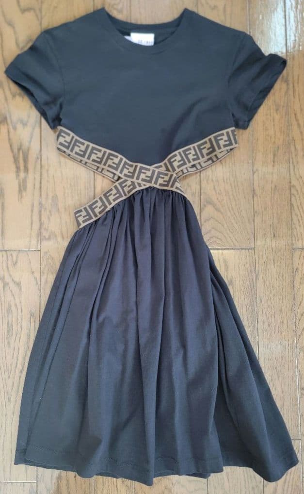 Fendi フェンディ FFロゴ カットアウトワンピース