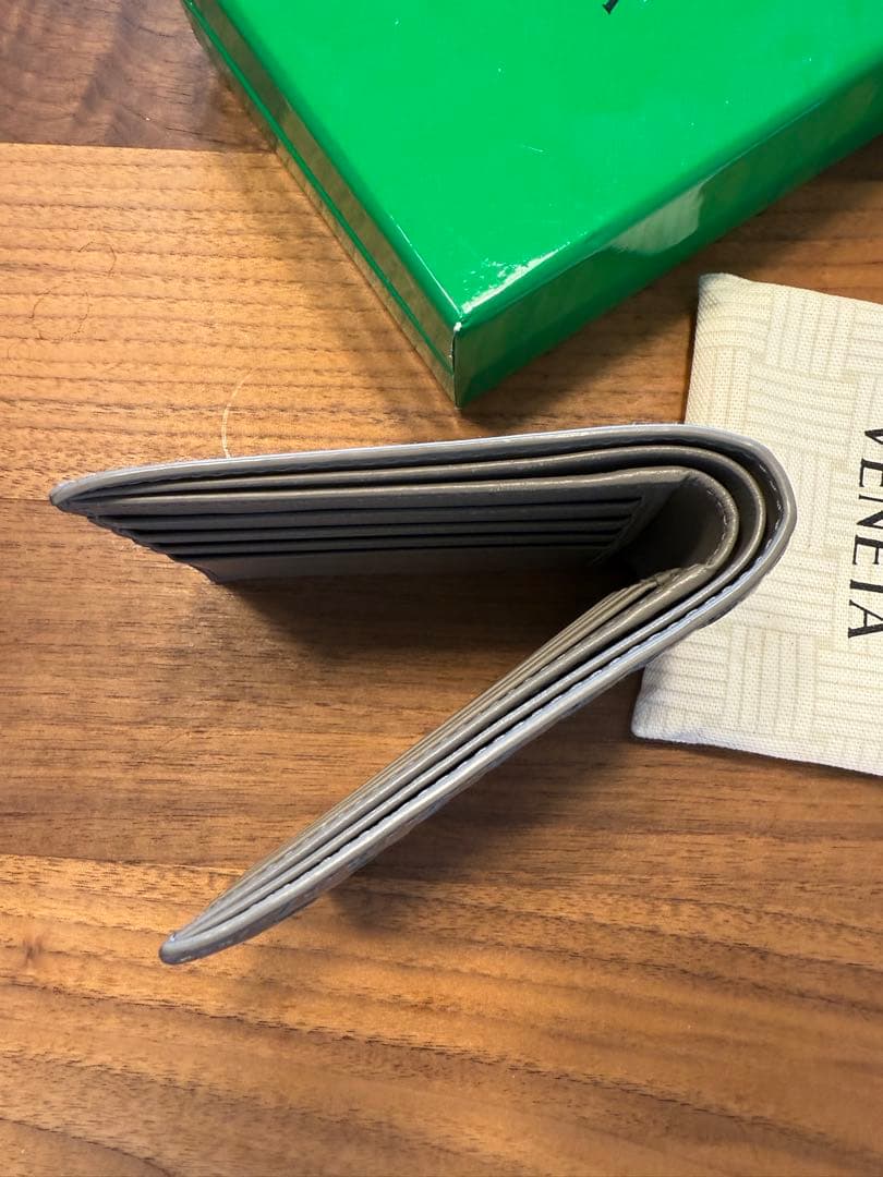 【Masa】Bottega Veneta 二つ折り財布 グレー