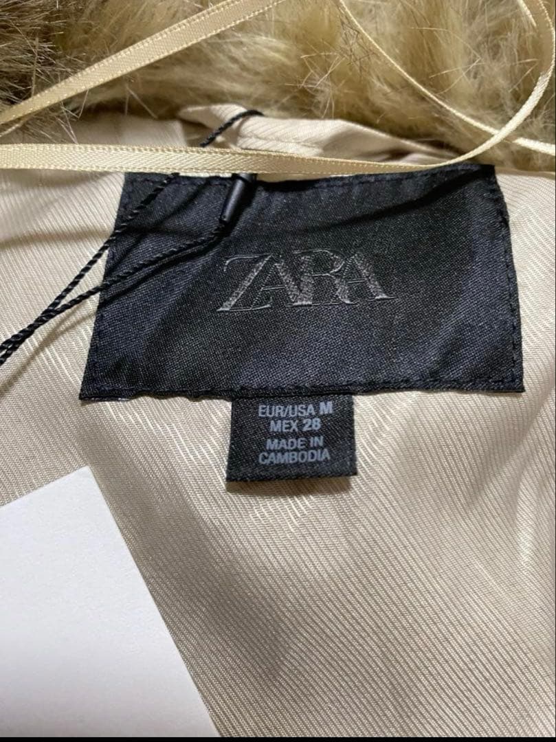 新品　ZARA ショートフェイクファーコート　M