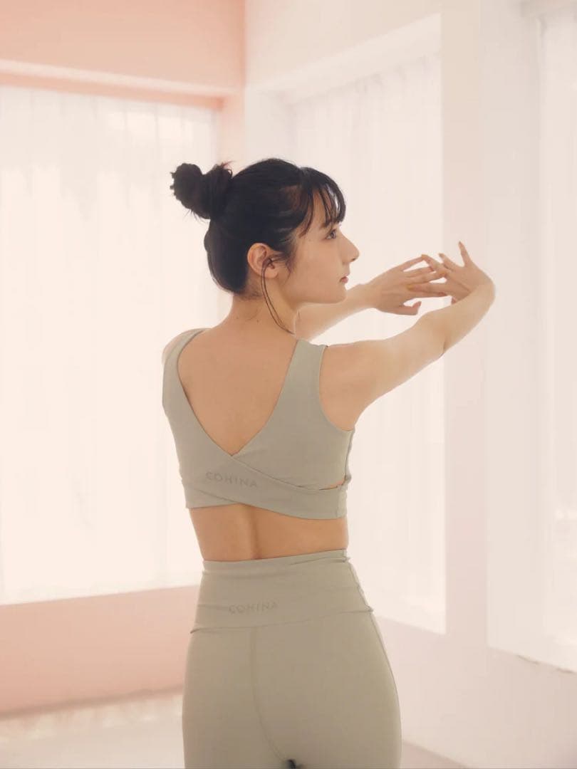 蘭子さま専用！！！COHINA バッククロスブラトップス&ストレッチレギンス