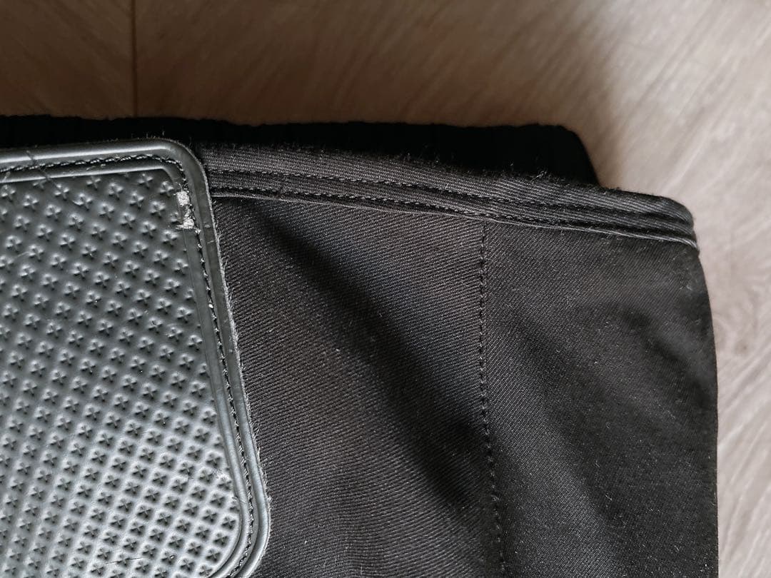 DESCENTEデサント　ビブパンツ　スノーウェア　ヒートナビ 黒　【美品】