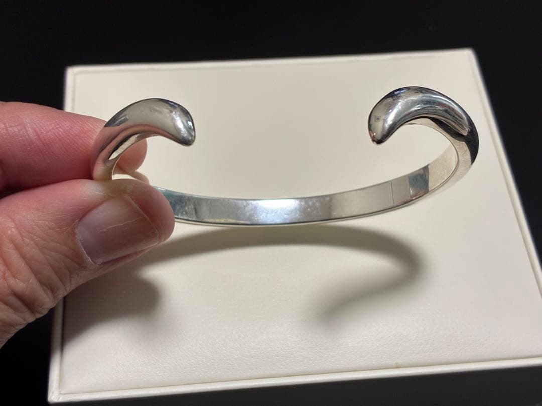 ￼Ｕ　silver1000*純銀製*ぽってりシンプルボリュームバングル