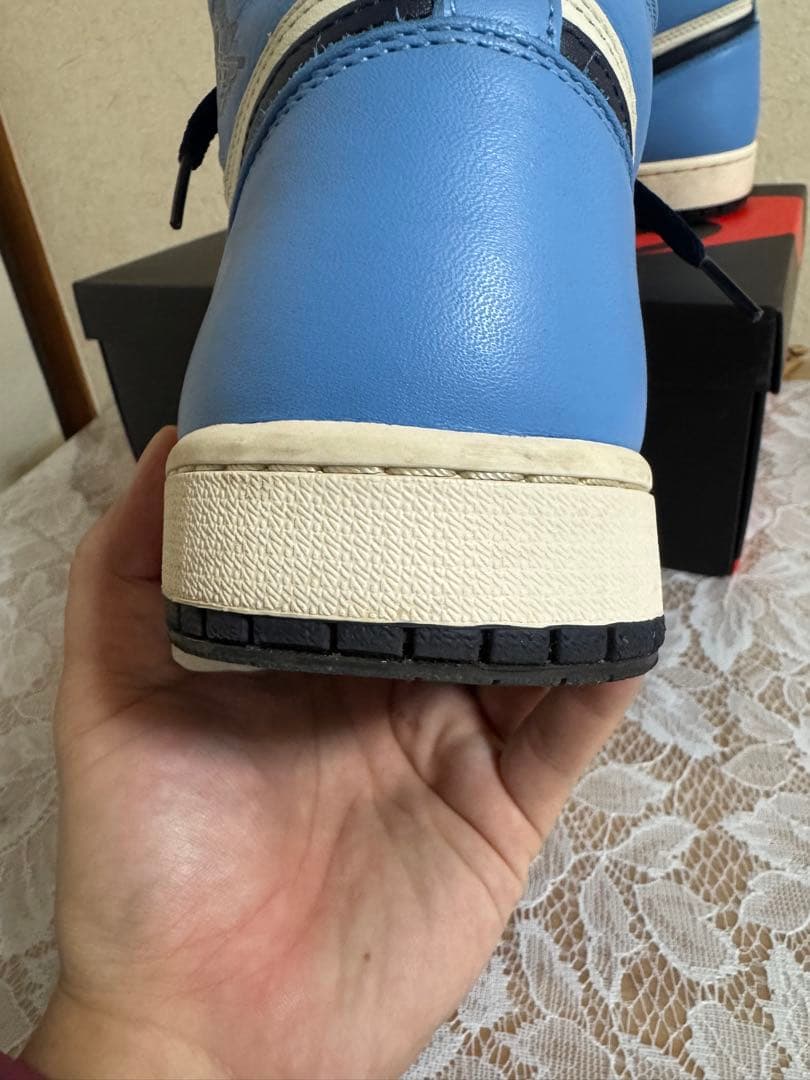 ナイキ エアジョーダン1 レトロ ハイOGオブシディアン ユニバーシティ ブルー