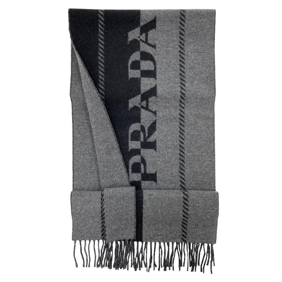 1回のみ短時間使用♡PRADAジャカードロゴ入りスモールウールスカーフマフラー