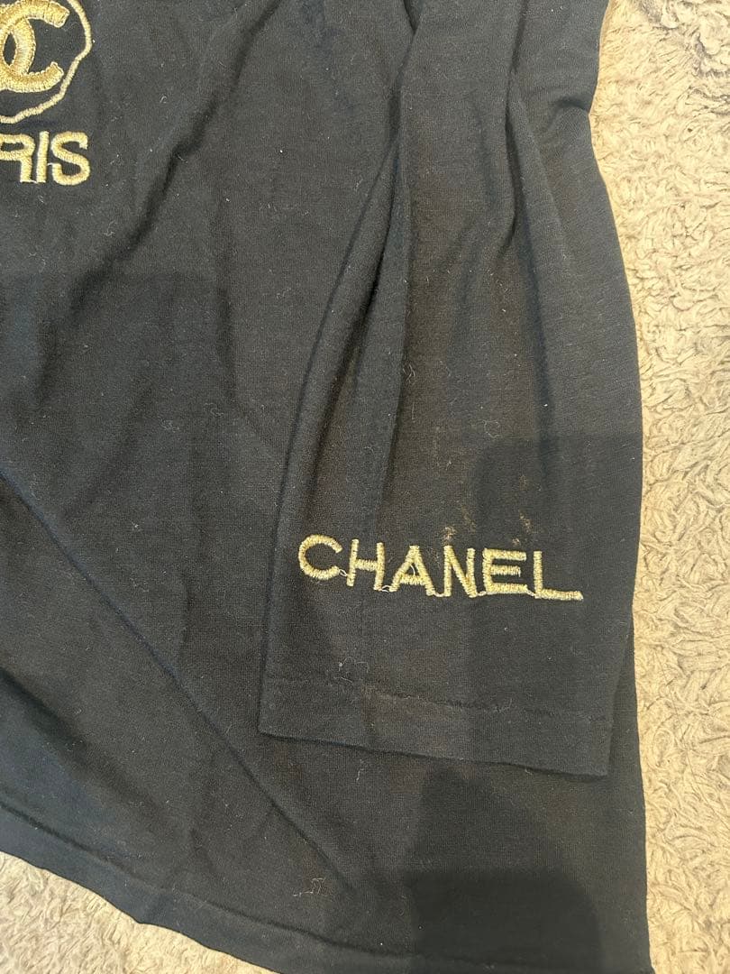 CHANEL PARIS ロゴ入り ブラック長袖Tシャツ