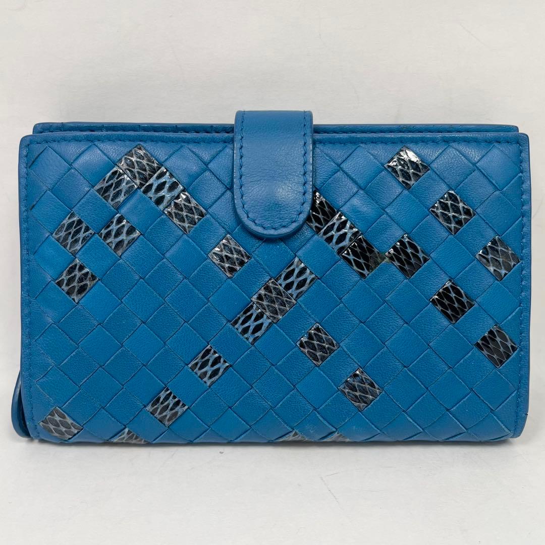 【未使用】ボッテガヴェネタ　折り財布　パイソンドッキング　ブルー　希少　ヘビ革