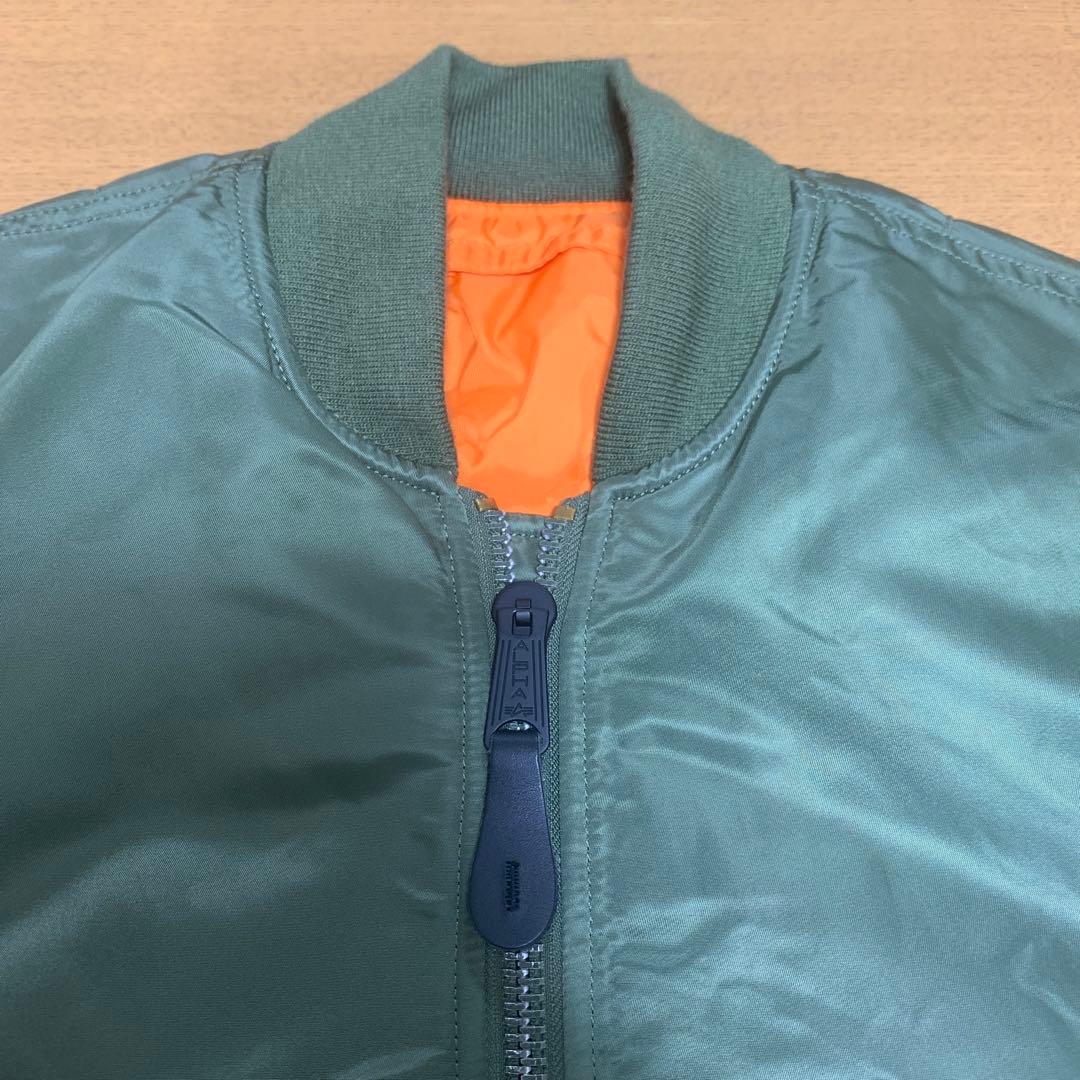 アルファインダストリーズ　XS MA1 カーキ　緑　グリーン　アウター