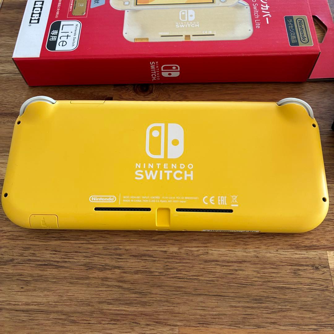 Nintendo Switch Lite イエロー 充電器、シリコンカバー付き