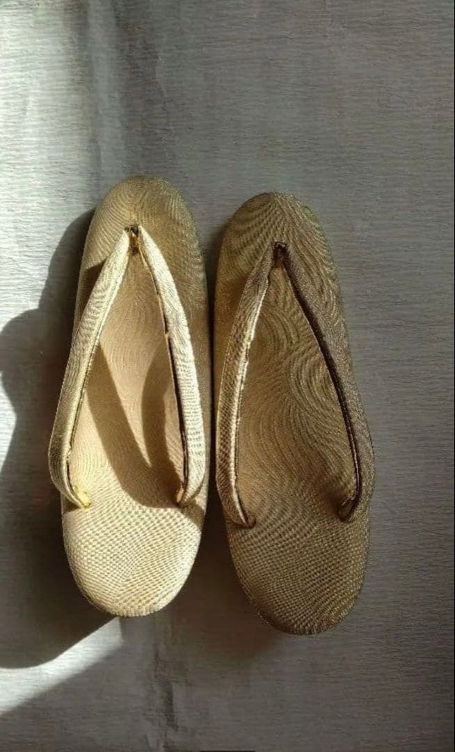 い*ご様 美品　日本製　佐賀錦　フォーマル 　和装用バッグと草履セット　Мサイズ