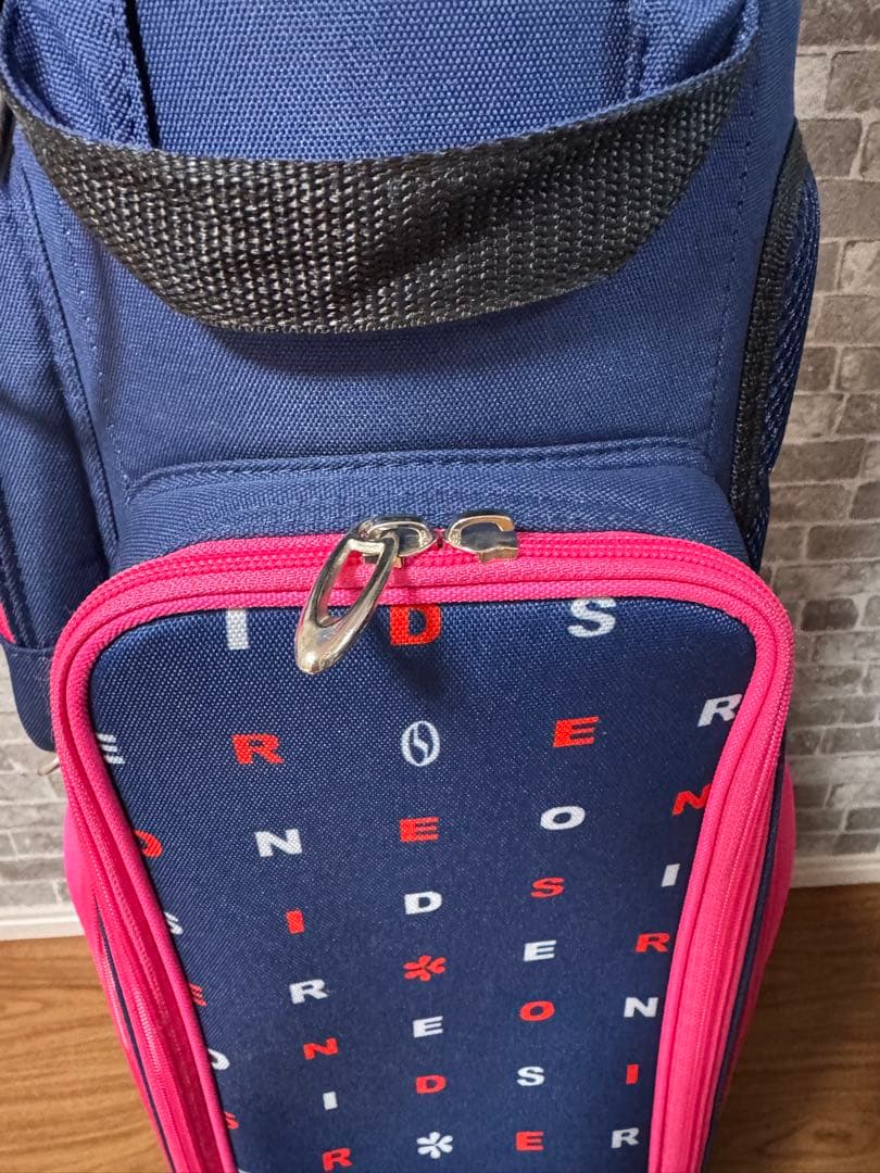 ONESIDER ワンサイダー 8.0型 レディース 軽量 美品 ゴルフバック