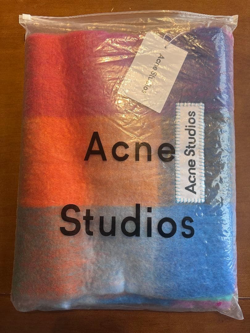 新品 Acne Studios チェック柄マフラー