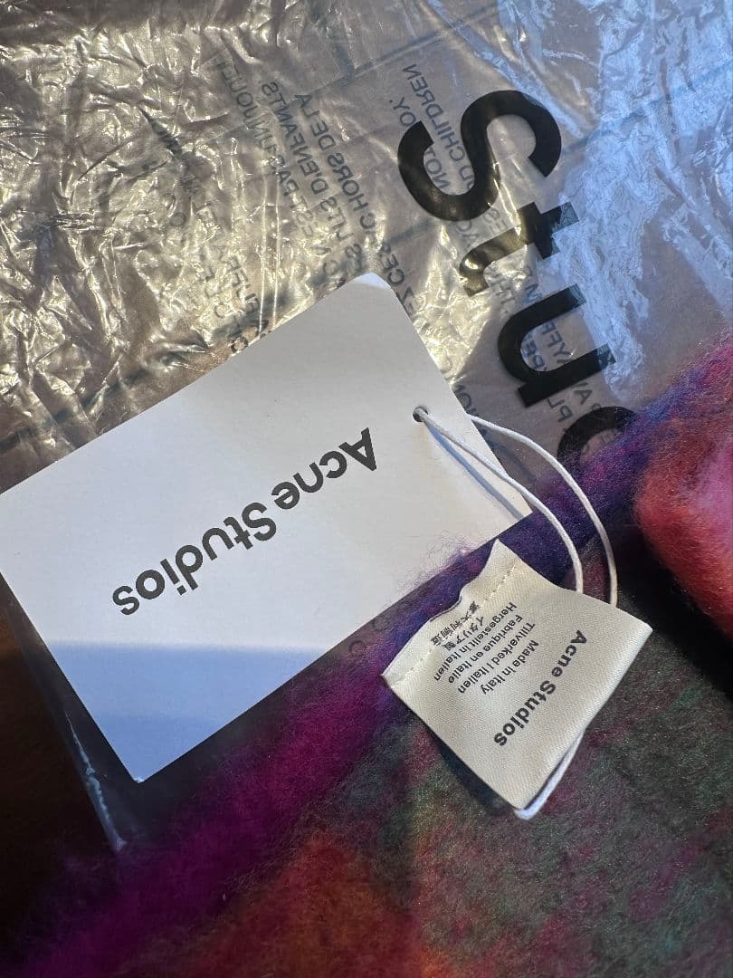 新品 Acne Studios チェック柄マフラー