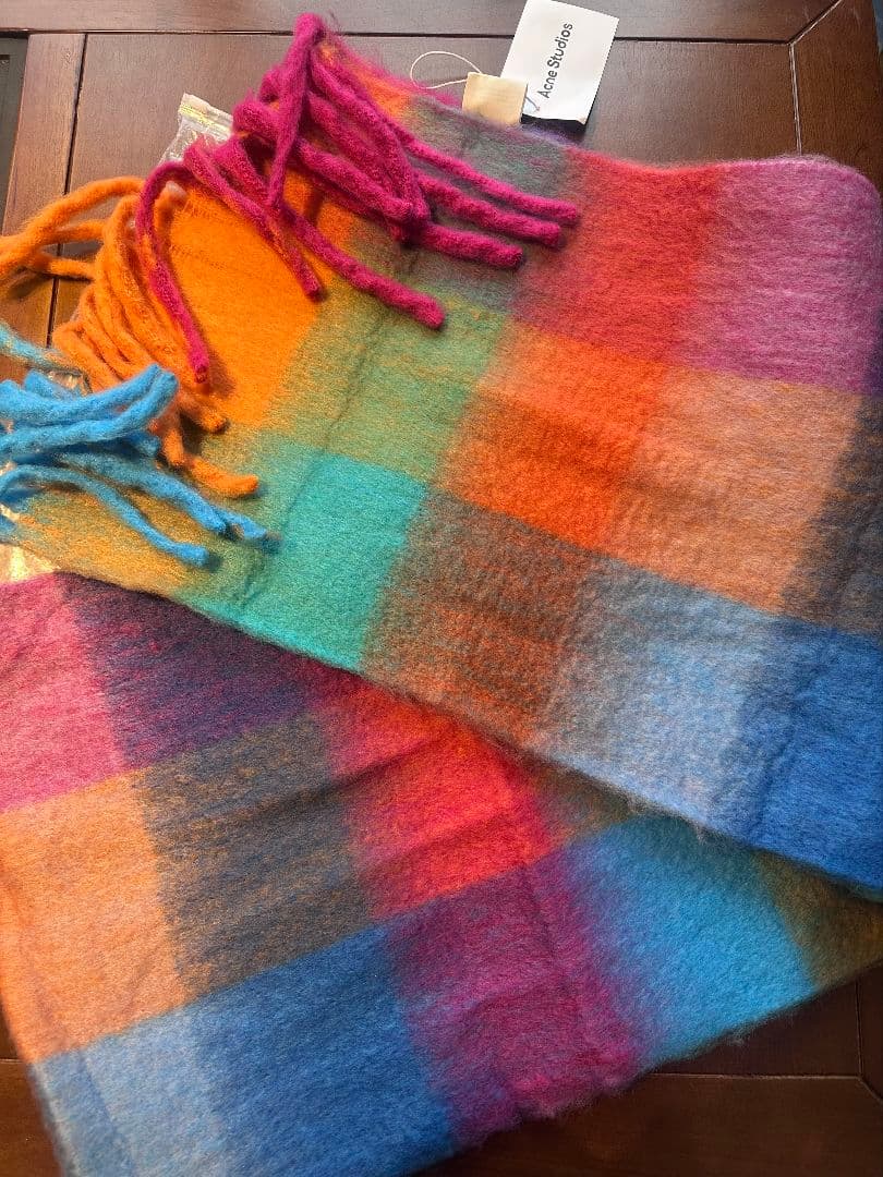 新品 Acne Studios チェック柄マフラー