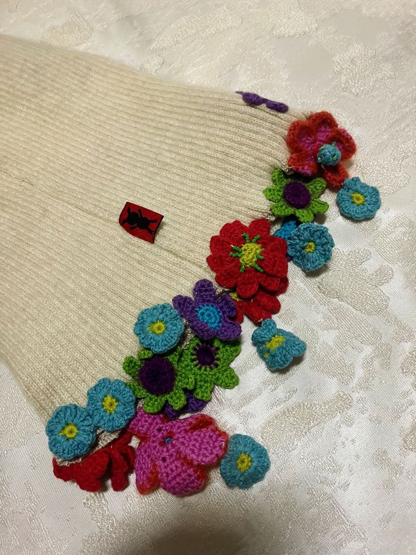 アルベロベロ かぎ編みモチーフが可愛いネックウォーマー♡