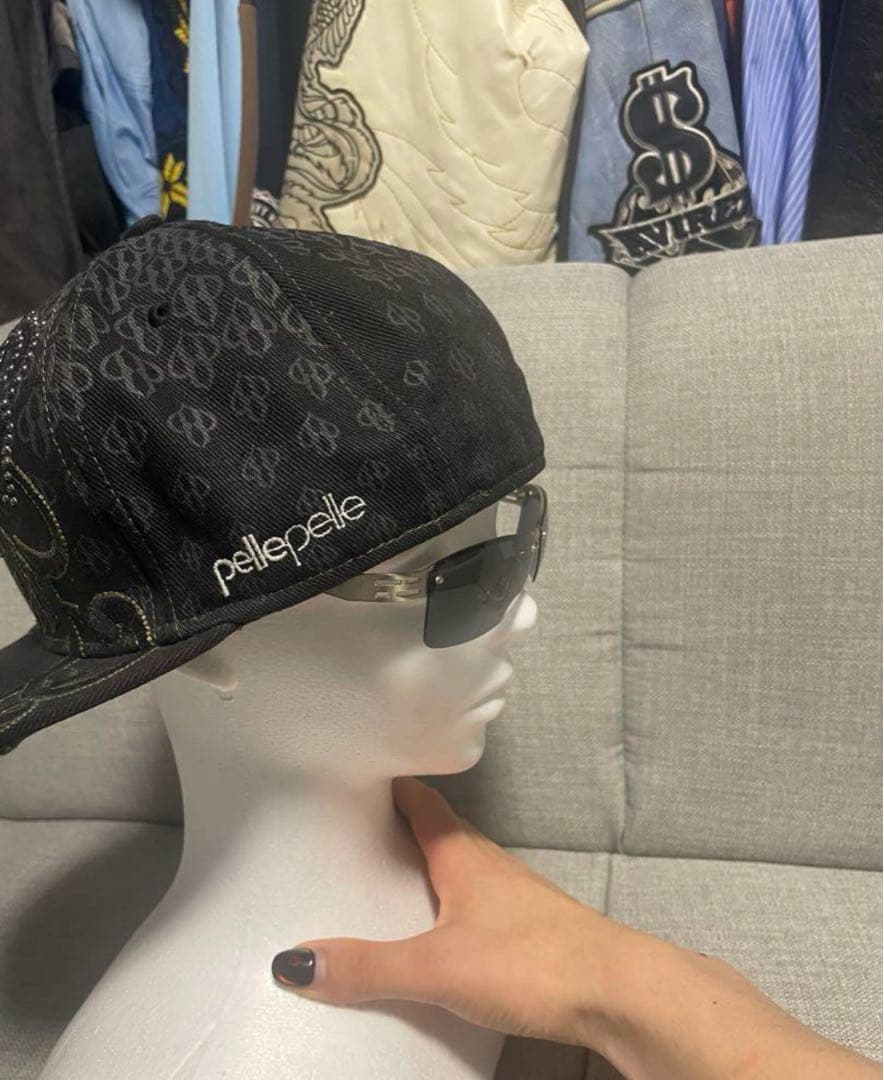 pellepelle 4点セット刺繍入りキャップ、リストバンド、 ネックレス