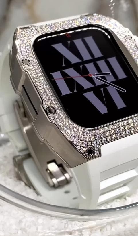 アップルウォッチ カスタム　ケース　/キュービックジルコニア