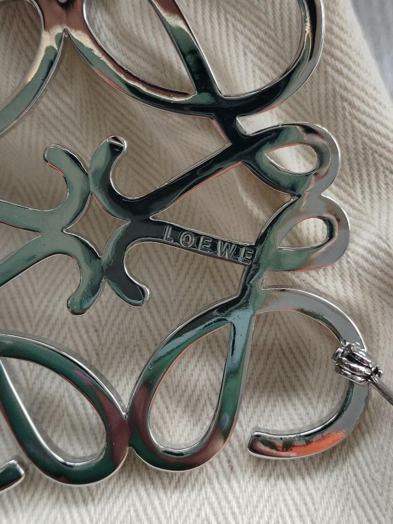 箱付き！ブローチ　◆=毎日発送=シルバー