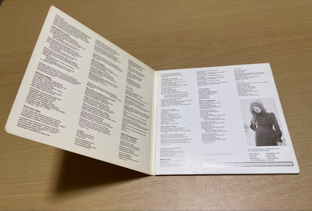 ブリジット・セント・ジョンAsk Me No Questions