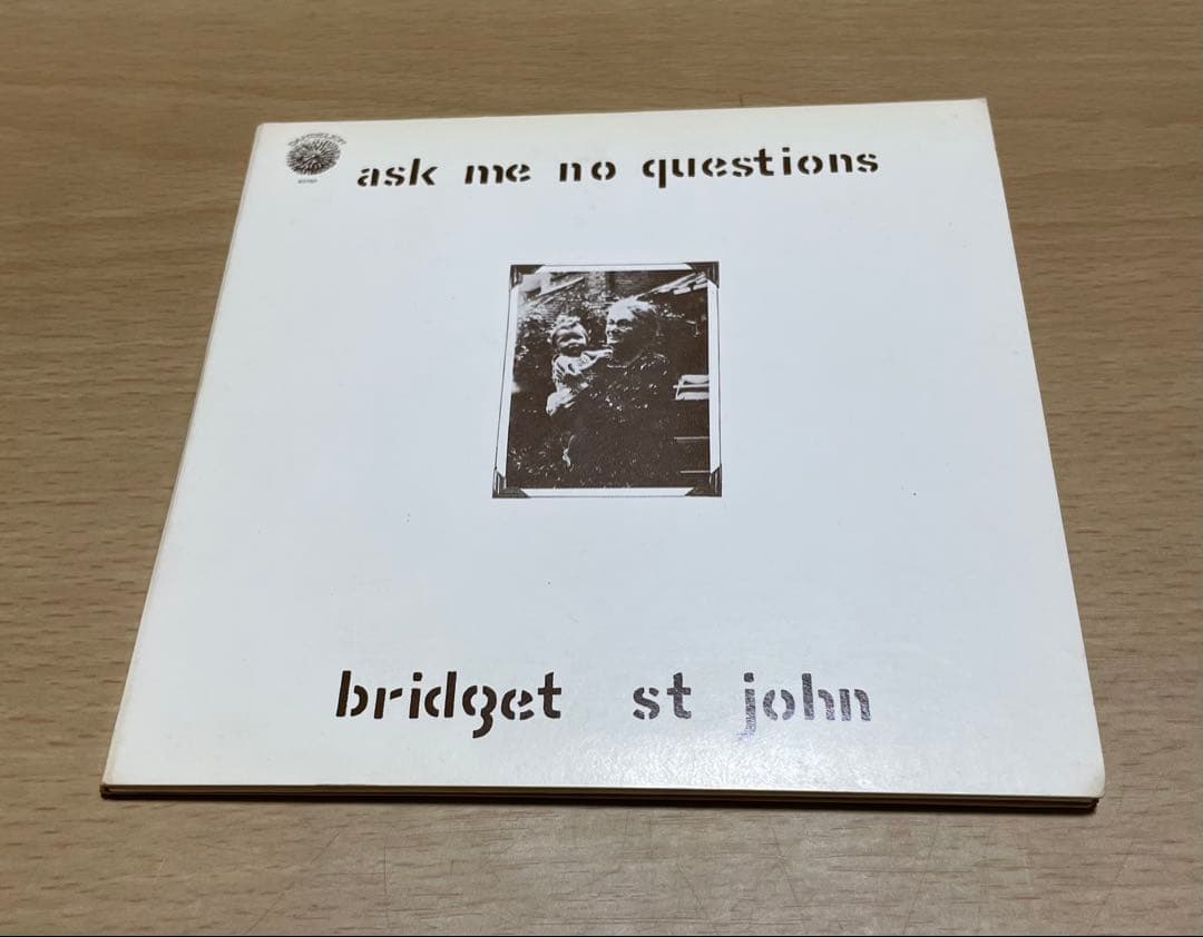 ブリジット・セント・ジョンAsk Me No Questions
