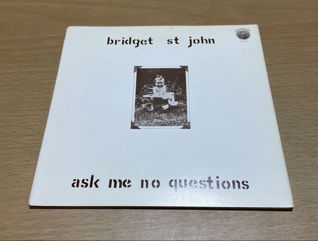 ブリジット・セント・ジョンAsk Me No Questions
