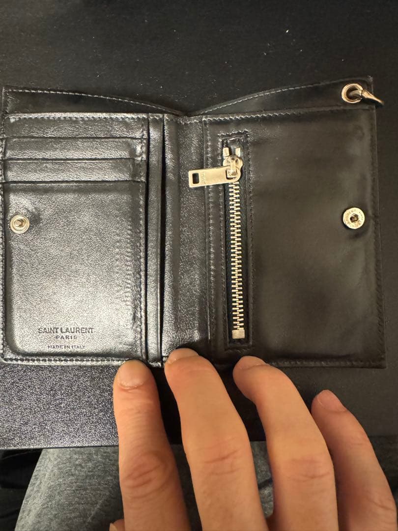 SAINT LAURENT スタッズ付き二つ折り財布