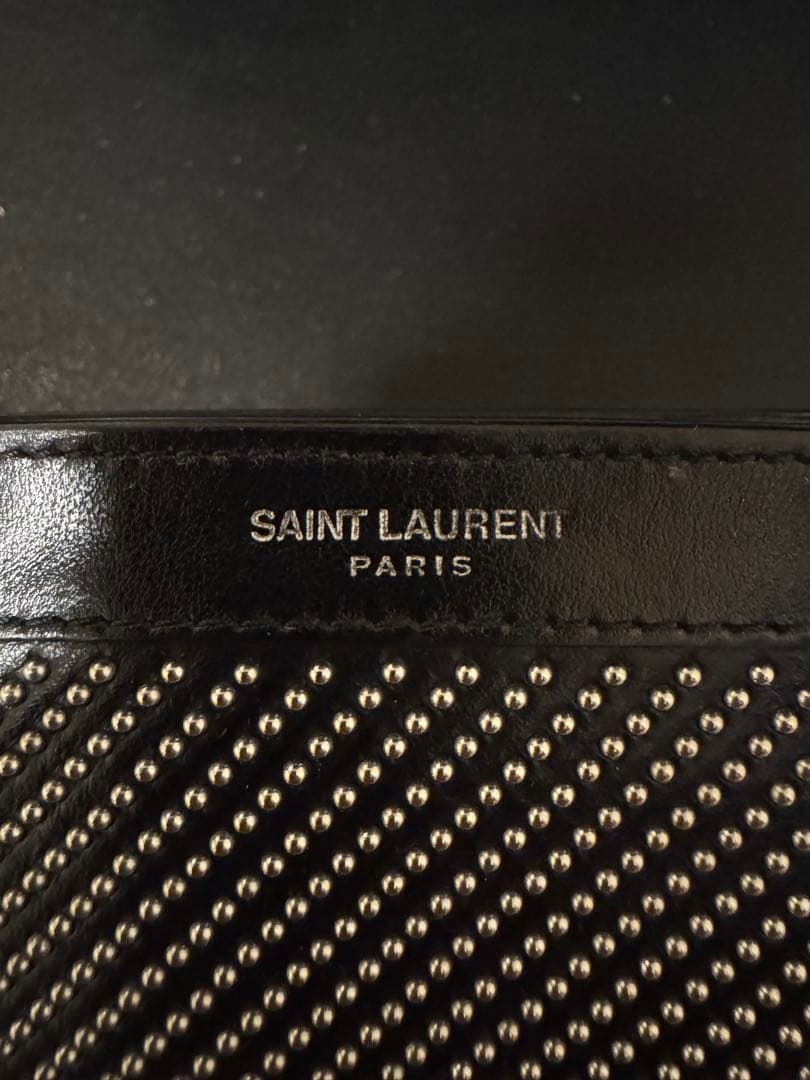 SAINT LAURENT スタッズ付き二つ折り財布