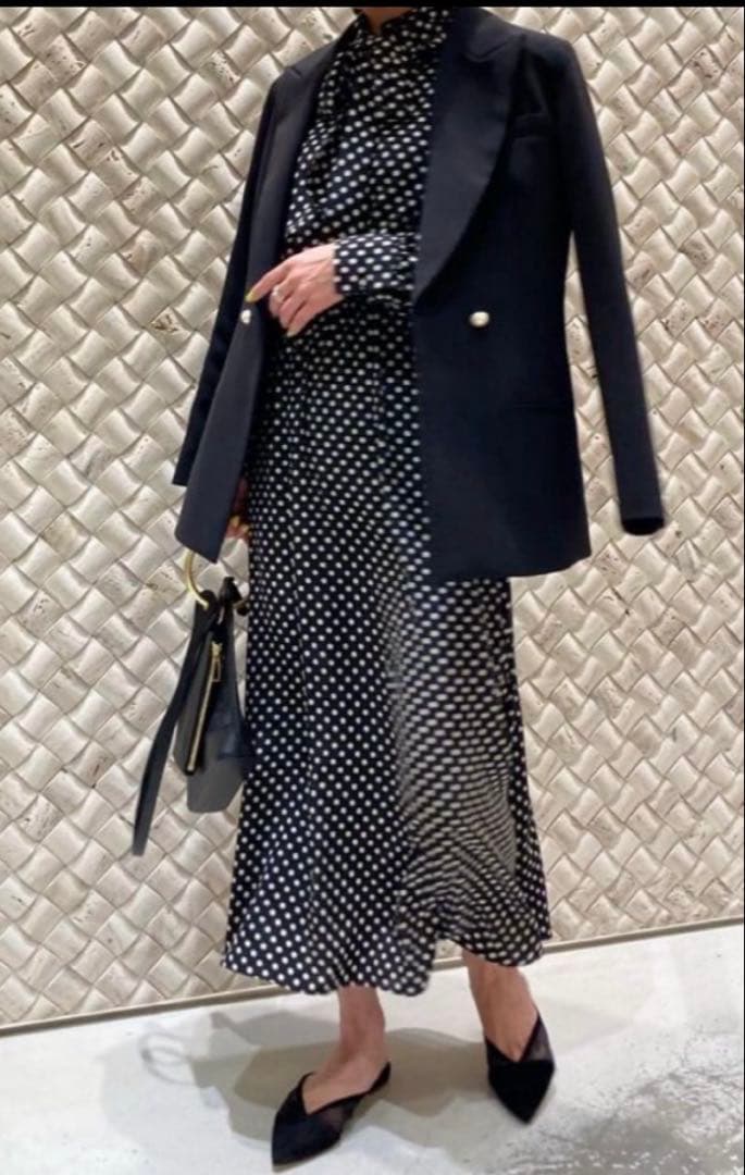 allureville ルルウィルビー デシンドットフリルボウタイワンピース