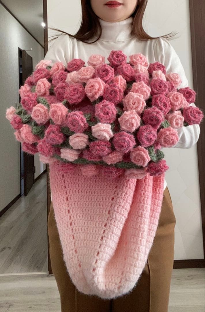 バラの花束ブランケット直径116cm，66本の大きな花ストール