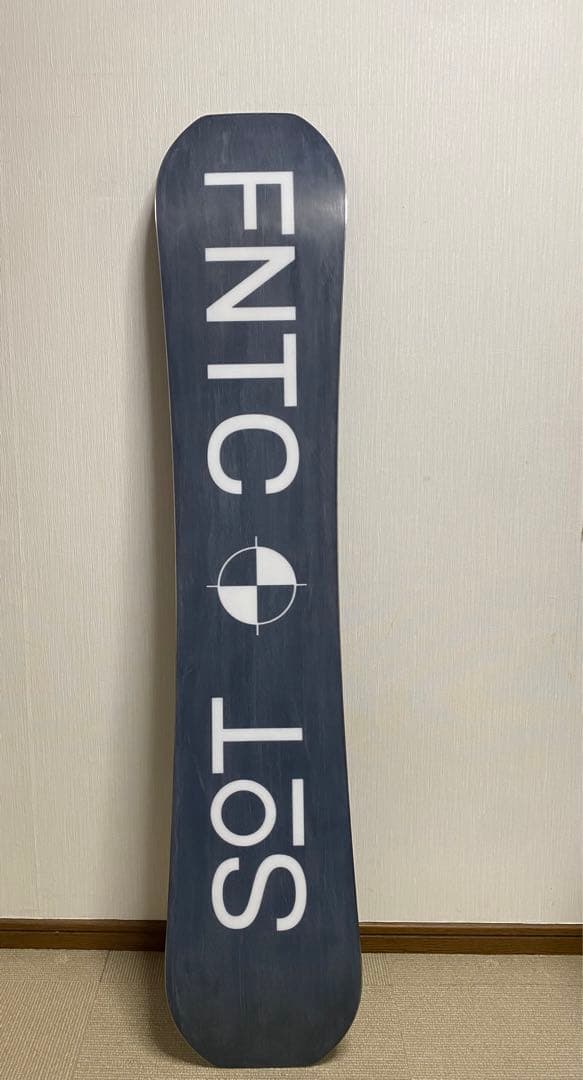 【ゆる】FNTC SOT スノーボード 22-23サイズ：147