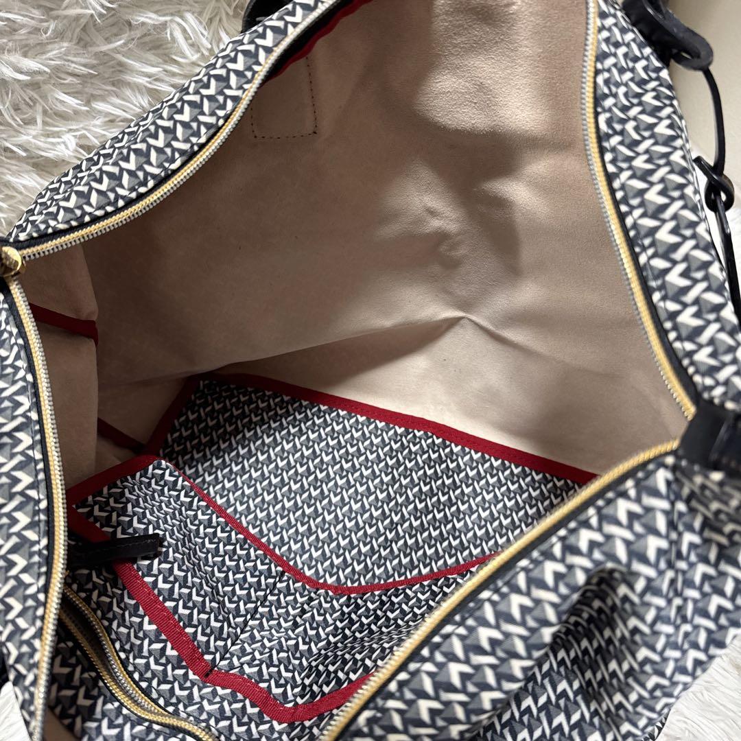 大人気！極美品✨ ロベルタピエリ エクストララージ TATAMI XT A4可