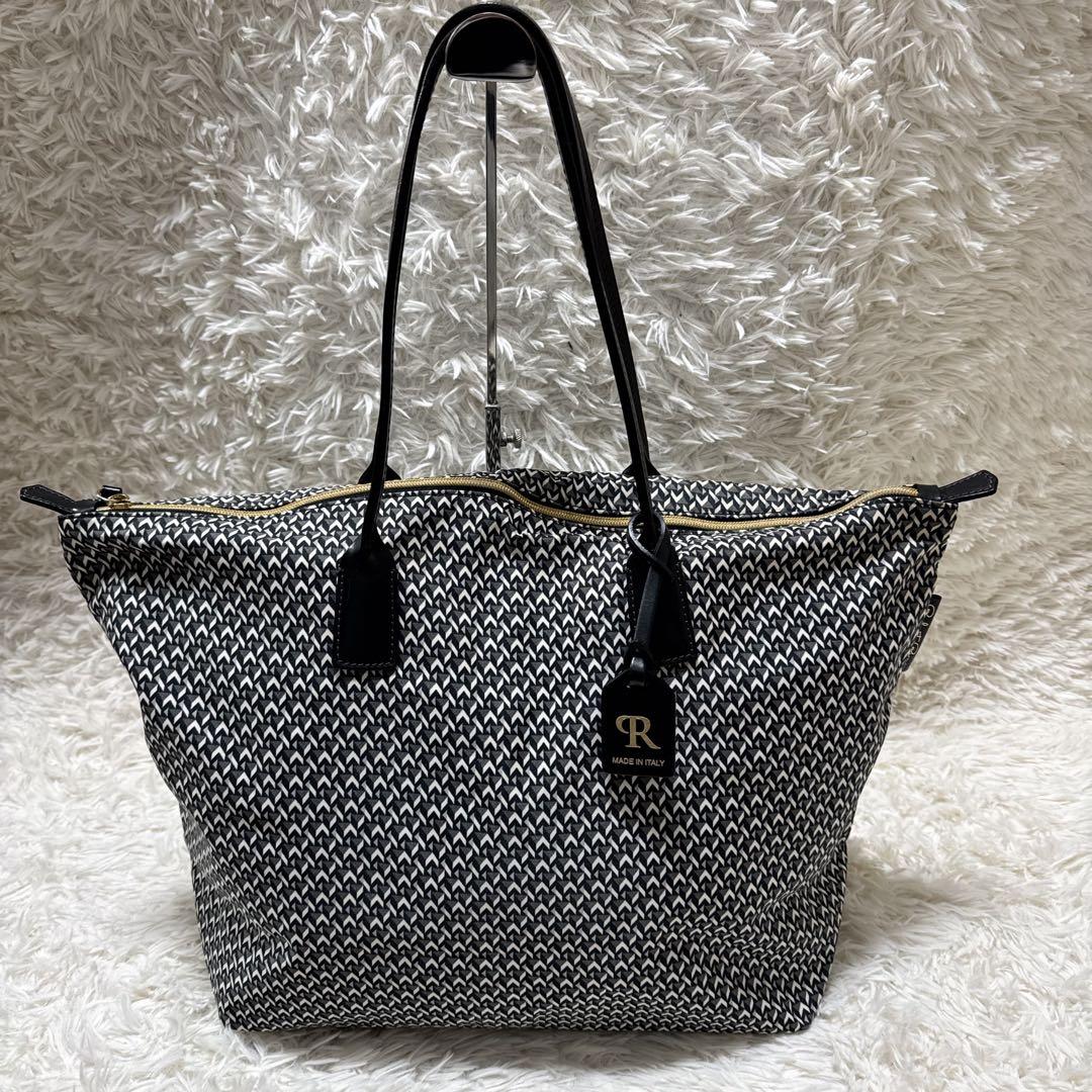 大人気！極美品✨ ロベルタピエリ エクストララージ TATAMI XT A4可