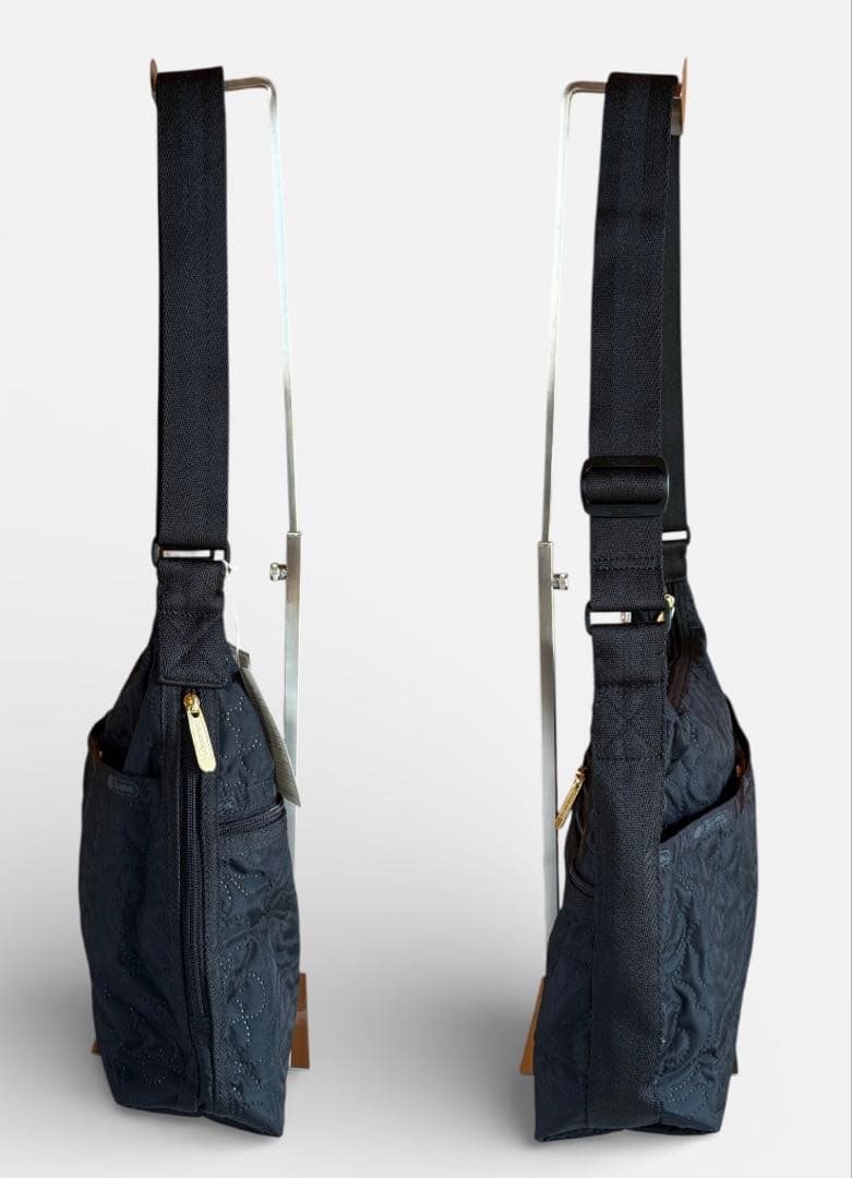 未使用 【LeSportsac 】ラージホーボ　ショルダー　パフィーブロッサムズ