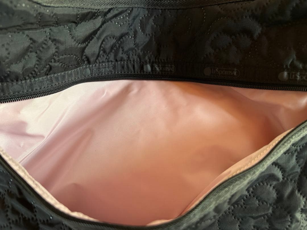 未使用 【LeSportsac 】ラージホーボ　ショルダー　パフィーブロッサムズ