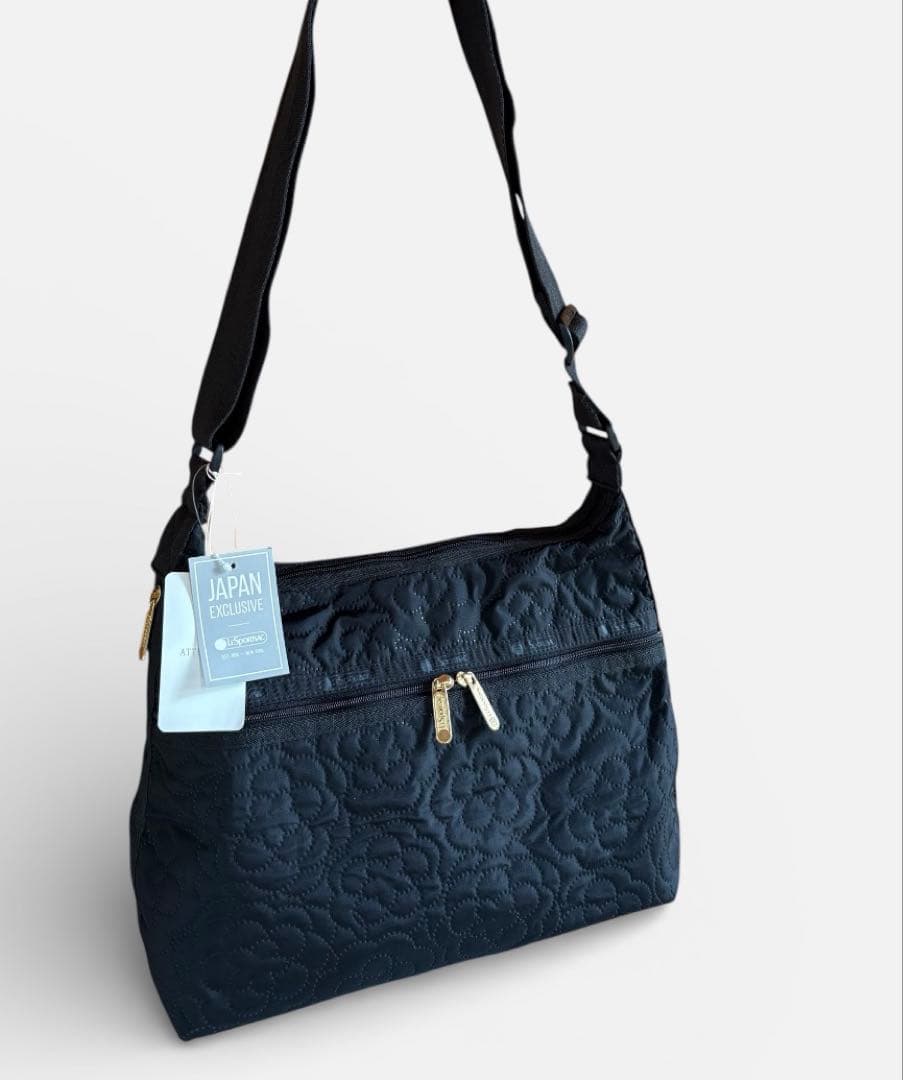 未使用 【LeSportsac 】ラージホーボ　ショルダー　パフィーブロッサムズ