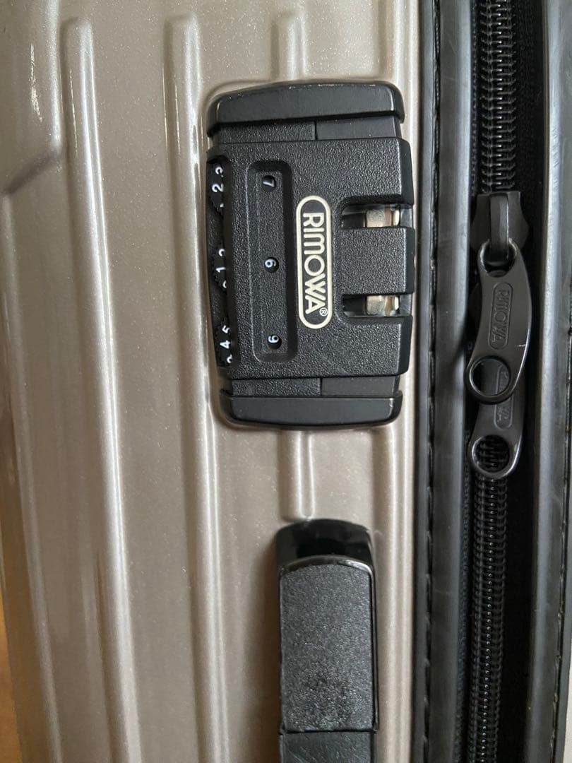 【美品】RIMOWA シャンパンゴールド　サルサ　スーツケース35L 2輪