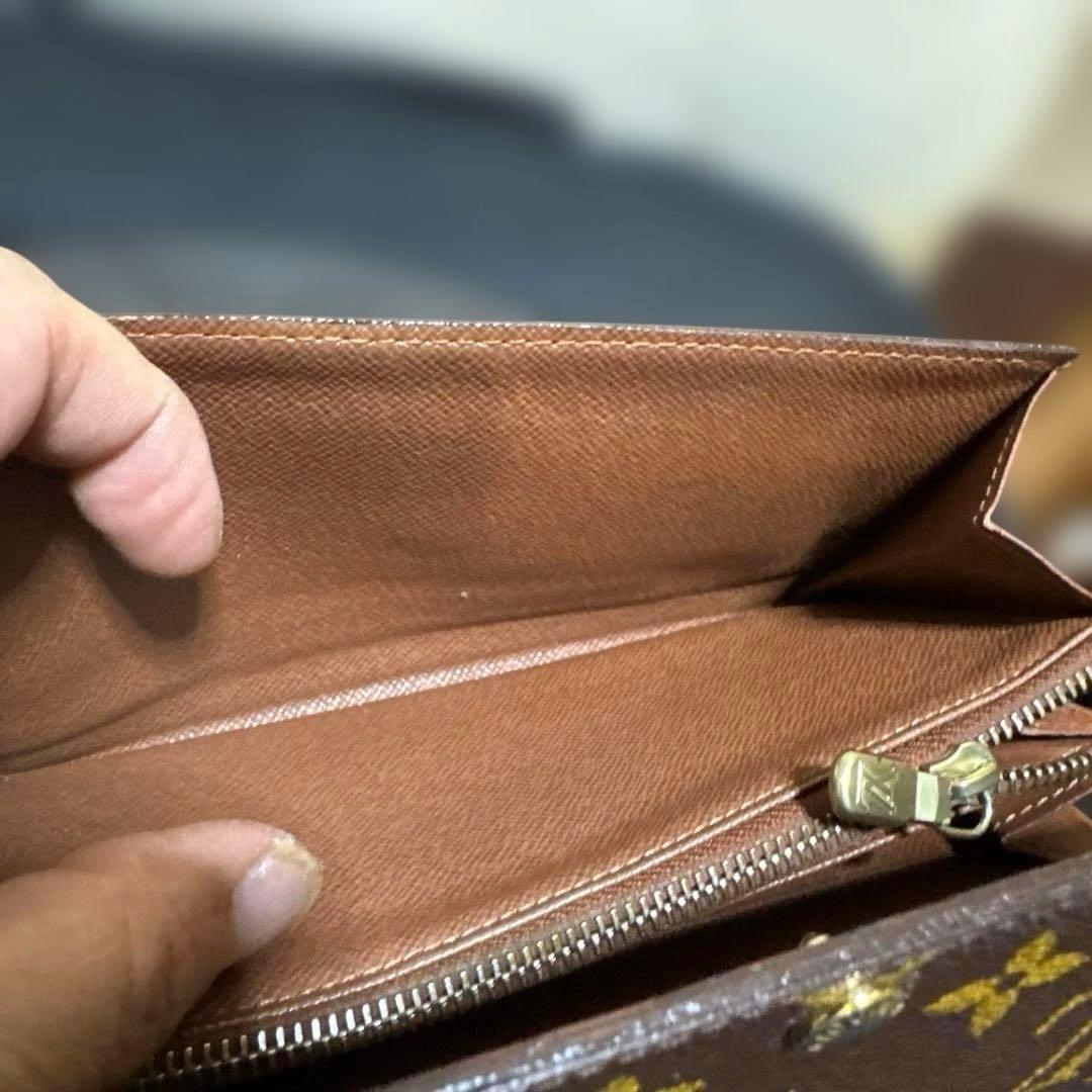 12☆外観美品/優良品♪カード10枚タイプ☆サラ長財布