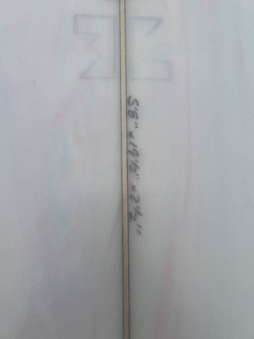 Thomas Surfboards 5.8 アシンメトリー